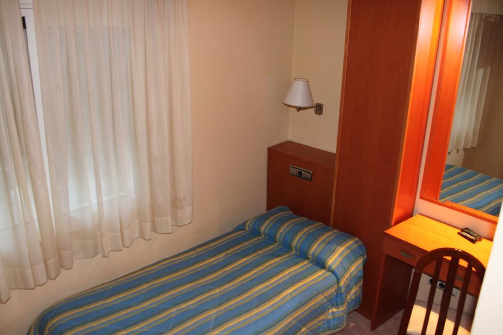 Hotel Del Port L'Ametlla de Mar Bagian luar foto